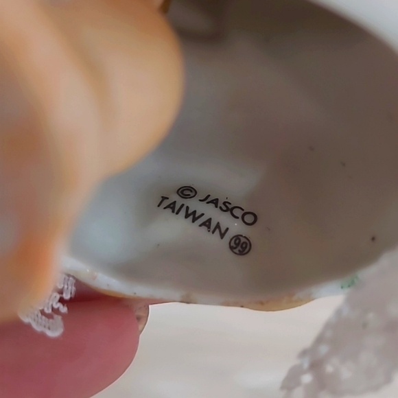 Vintage 70s Jasco Taiwan Porcelain Caring Critters Chimers Ornament Set of Four - Picture 16 of 16